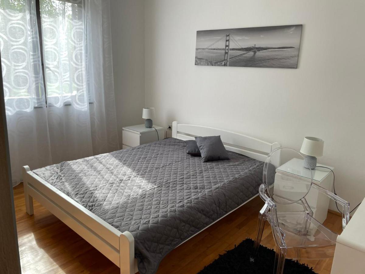 Apartment Greta Labin  Eksteriør bilde